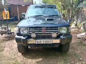 Mitsubishi Pajero 1992 SUV (Used)