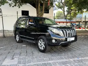 Toyota Land Cruiser 2010 SUV (Used)