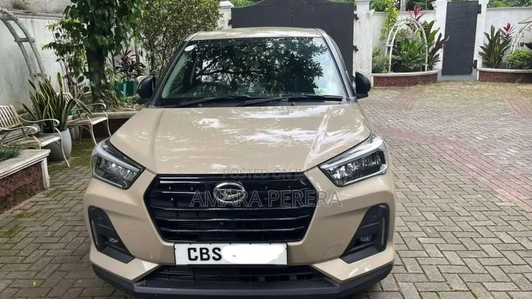 Daihatsu Rocky 2024 SUV (Used)