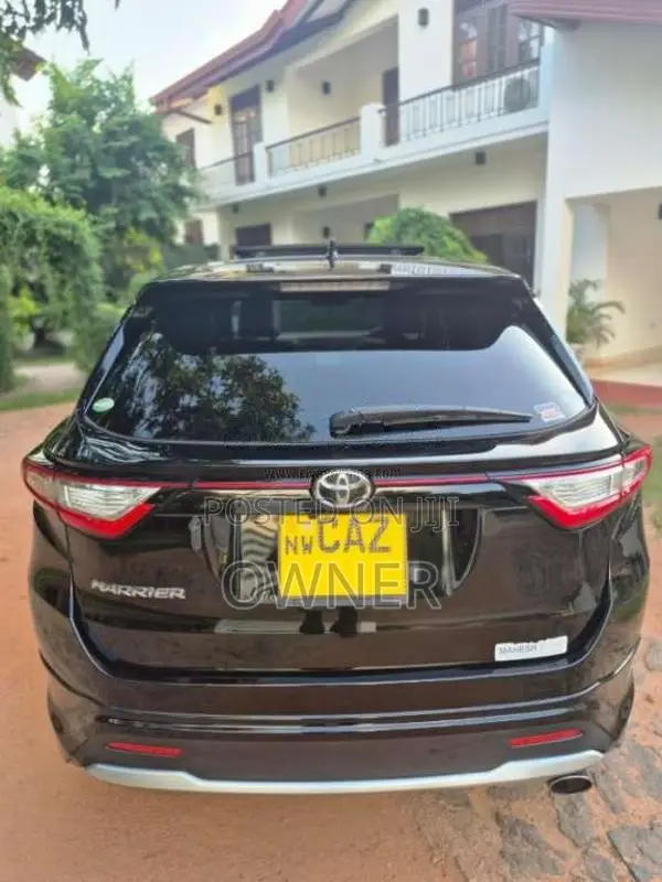 Toyota Harrier 2017 SUV (Used)