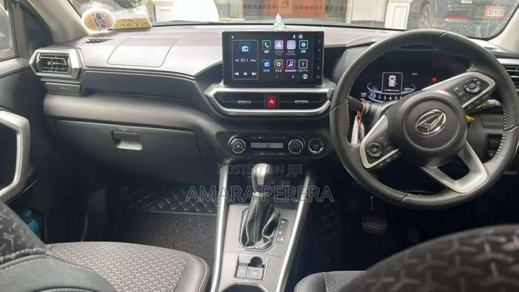 Daihatsu Rocky 2024 SUV (Used)