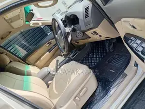 Toyota Fortuner 2012 SUV (Used)