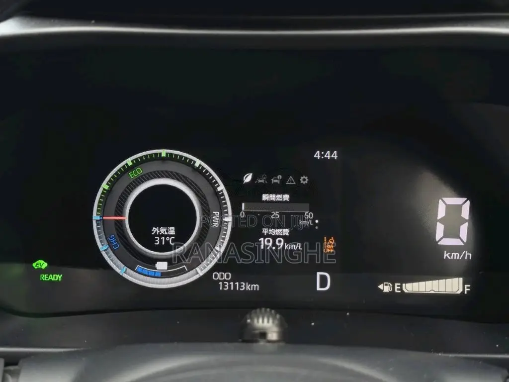 Toyota Raize 2024 SUV (Used)