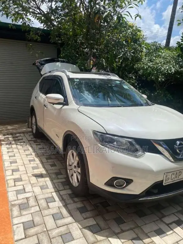 Nissan X-Trail 2016 SUV (Used)
