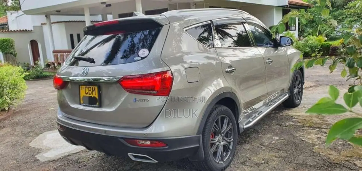 DFSK Glory I-Auto 2023 SUV (Used)