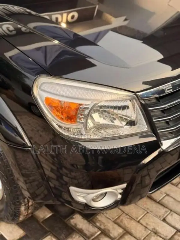 Ford Everest 2011 SUV (Used)