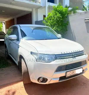 Mitsubishi Outlander 2015 SUV (Used)