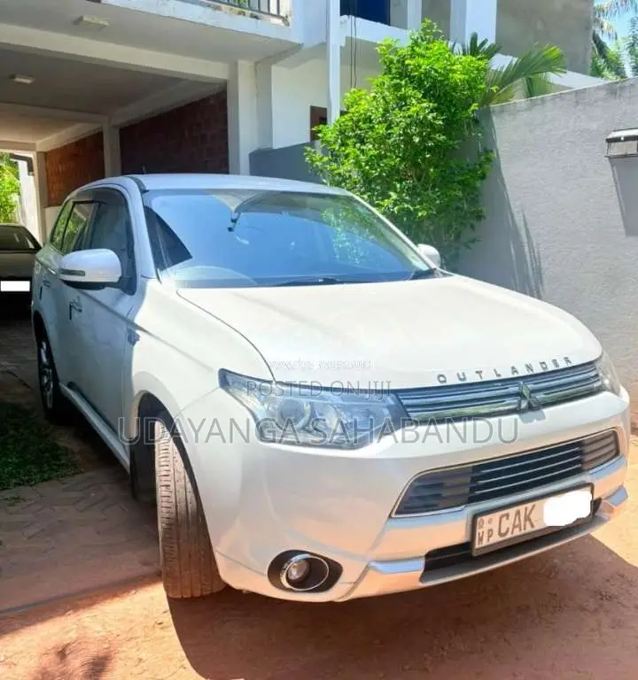 Mitsubishi Outlander 2015 SUV (Used)