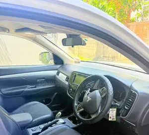 Mitsubishi Outlander 2015 SUV (Used)
