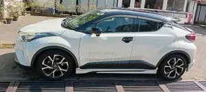Toyota CHR NGX10 2019 SUV (Used)