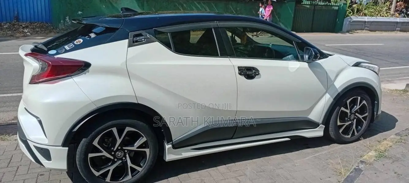 Toyota CHR NGX10 2019 SUV (Used)