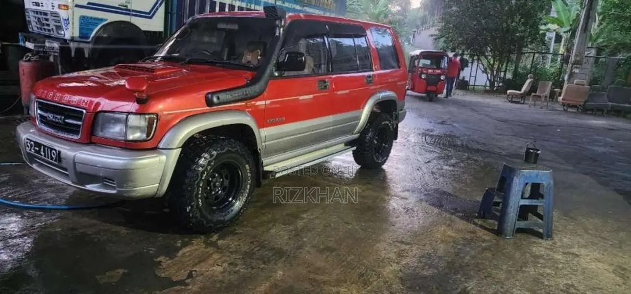 Isuzu Bighorn 1987 SUV (Used)