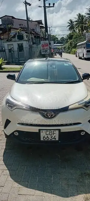 Toyota CHR NGX10 2019 SUV (Used)