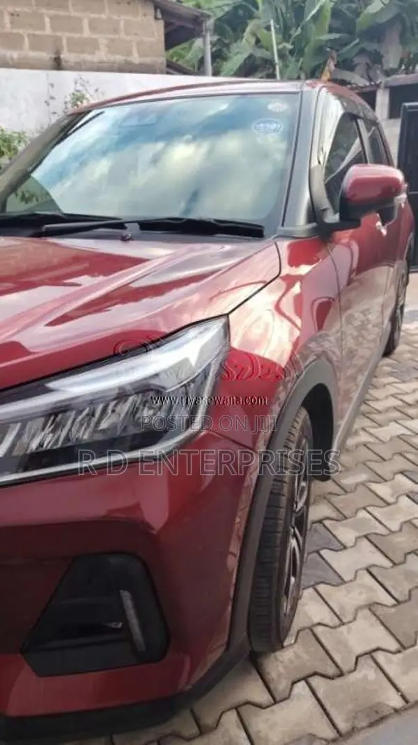 Daihatsu Rocky 2023 SUV (Used)