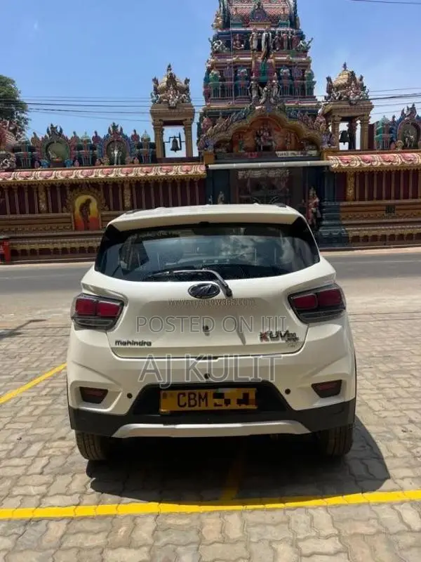 Mahindra KUV 100 2023 SUV (Used)