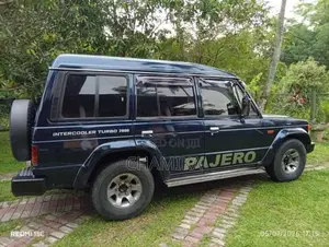 Mitsubishi Pajero 1988 SUV (Used)