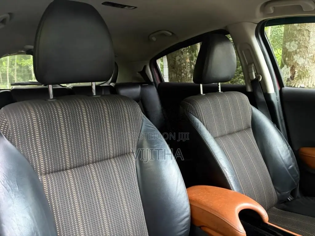 Honda Vezel Z Orange 2015 SUV (Used)