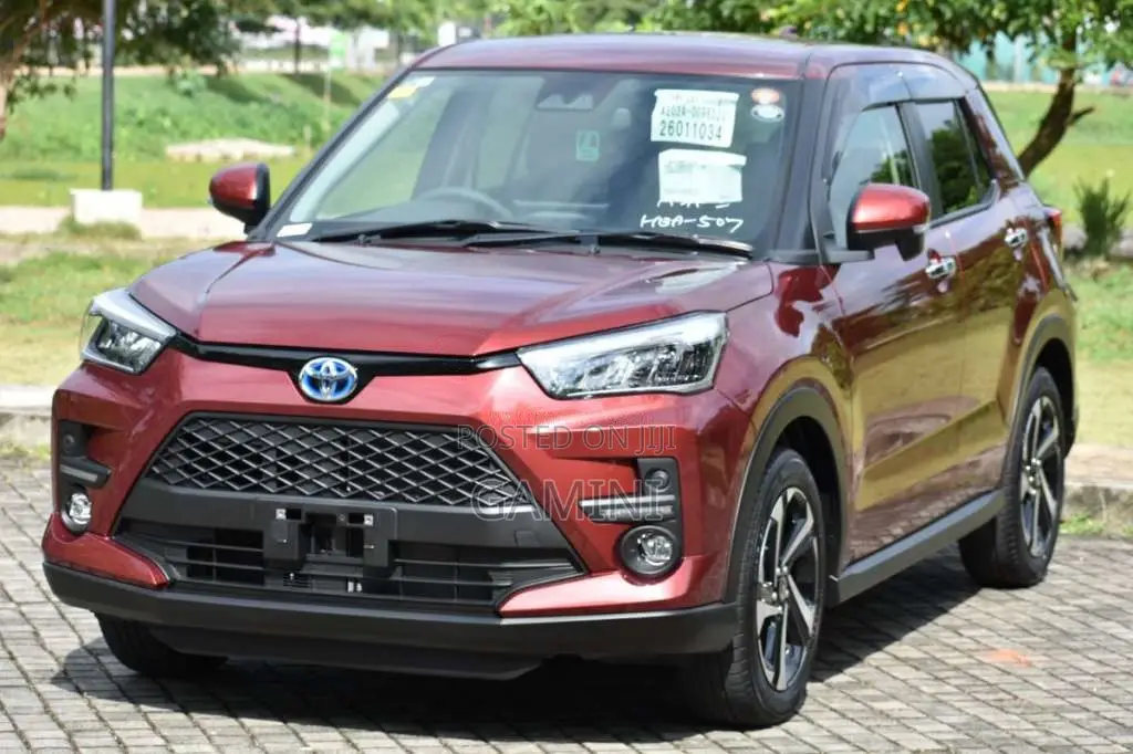 Toyota Raize Hybrid Z 2025 SUV Unregistered (Recondition)