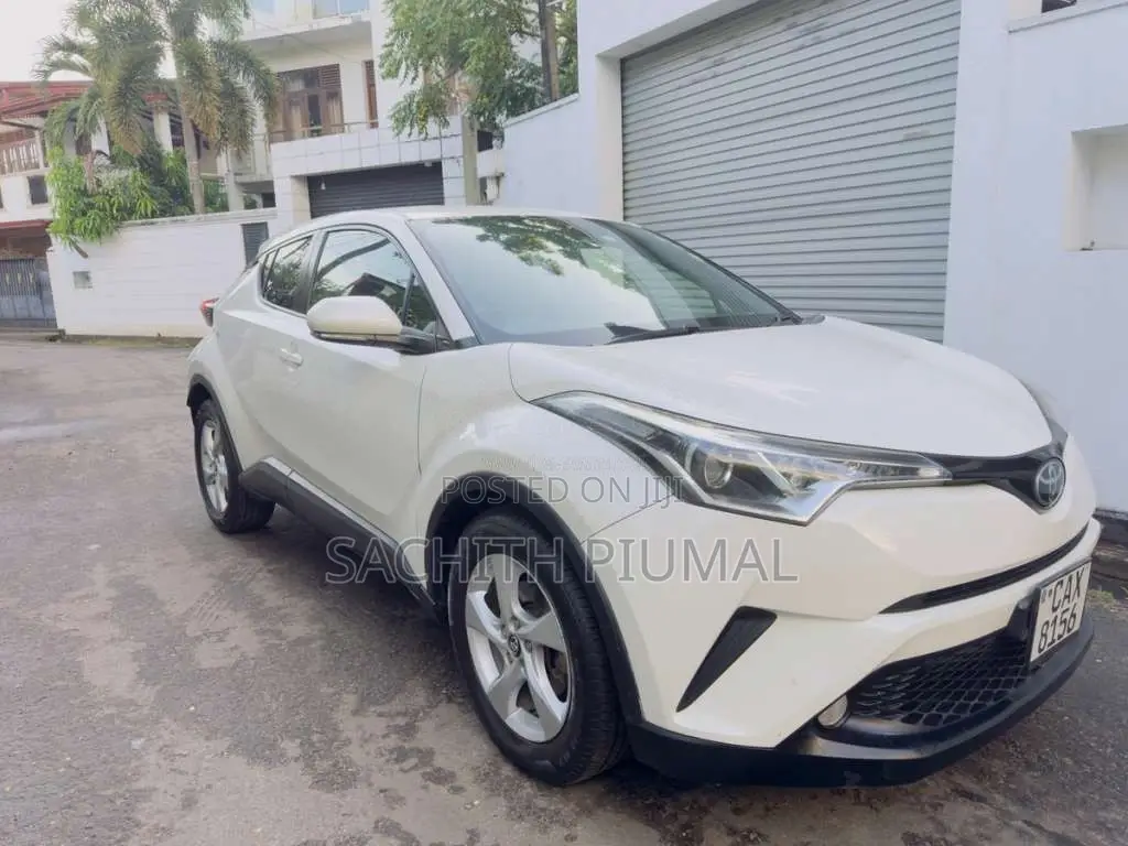 Toyota CHR 2017 SUV (Used)