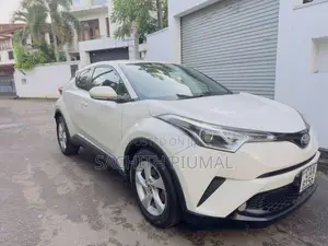 Toyota CHR 2017 SUV (Used)