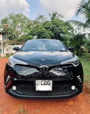 Toyota CHR 2017 SUV (Used)