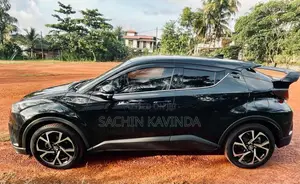 Toyota CHR 2017 SUV (Used)