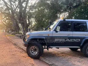 Toyota Prado 1988 SUV (Used)
