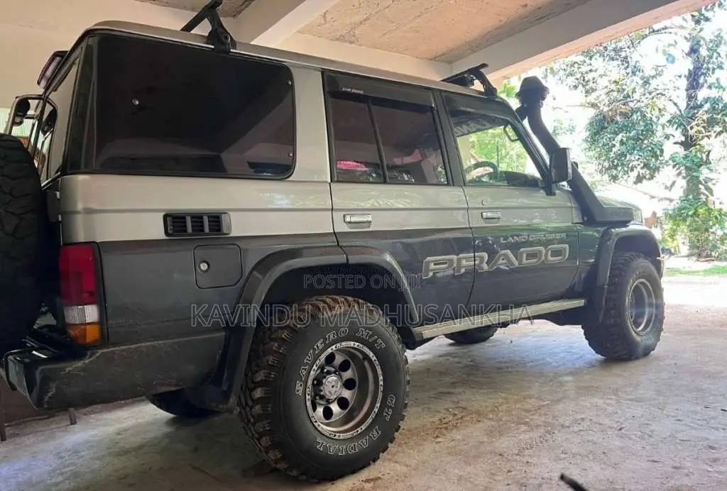 Toyota Prado 1988 SUV (Used)