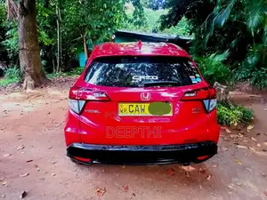 Honda Vezel RS 2017 SUV (Used)