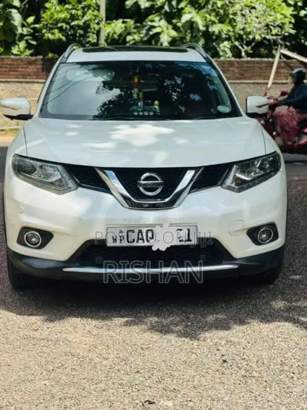 Nissan X-Trail 2016 SUV (Used)