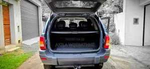 Jeep Grand Cherokee Lerado 2004 SUV (Used)
