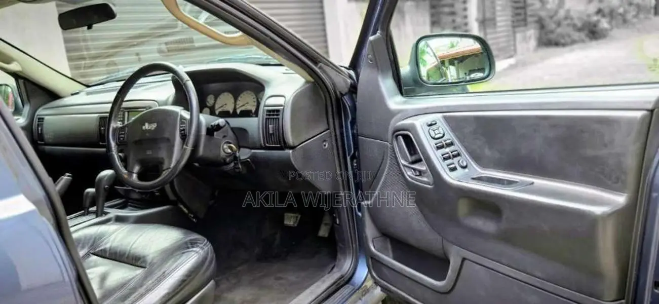 Jeep Grand Cherokee Lerado 2004 SUV (Used)