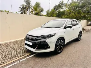 Toyota Harrier GS 2015 SUV (Used)
