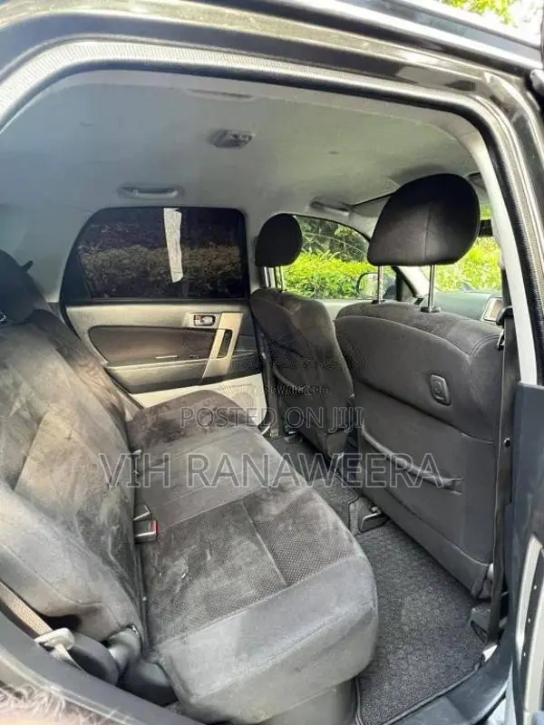 Toyota Rush 2013 SUV (Used)