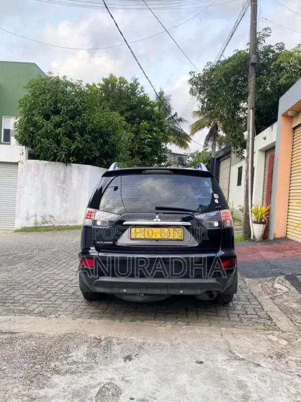 Mitsubishi Outlander Sport 2010 SUV (Used)