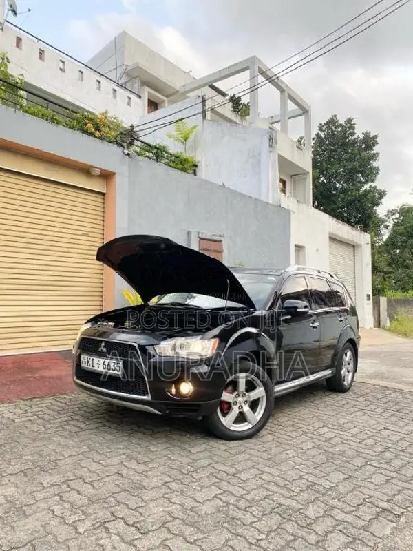 Mitsubishi Outlander Sport 2010 SUV (Used)