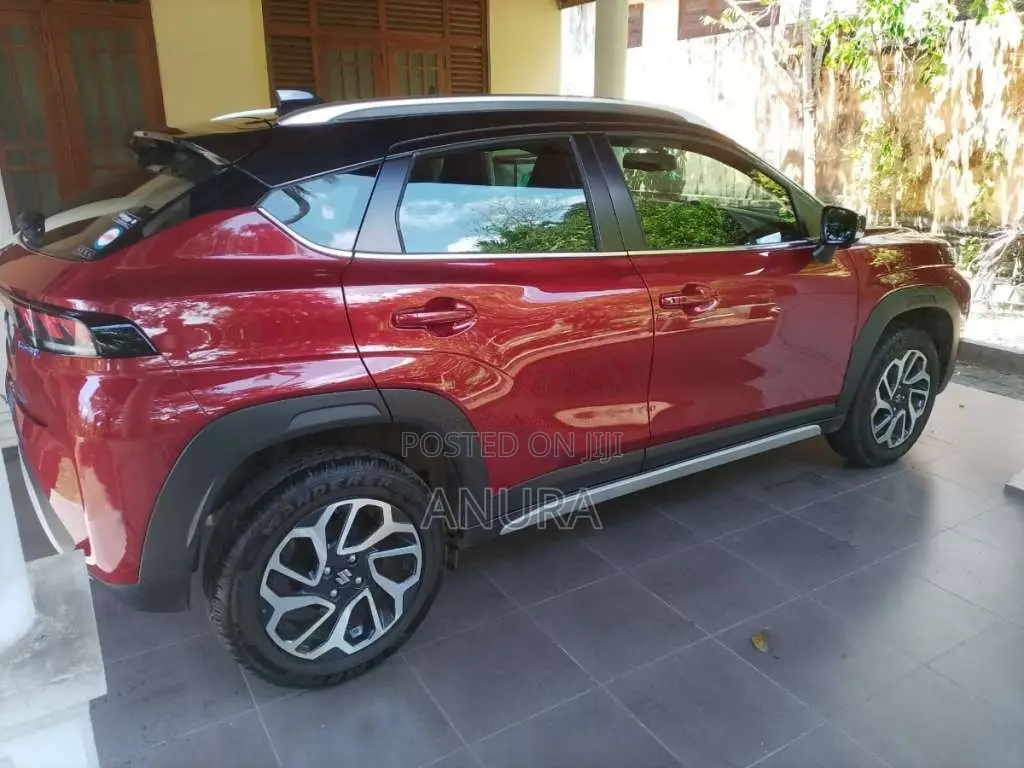 Suzuki Fronx 2025 SUV (Used)