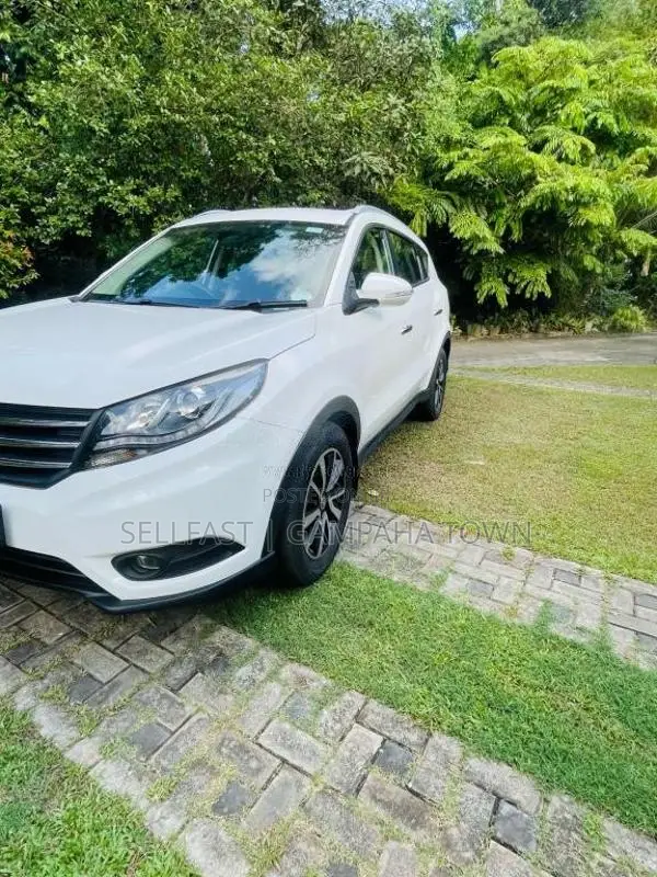 DFSK 580 2021 SUV (Used)