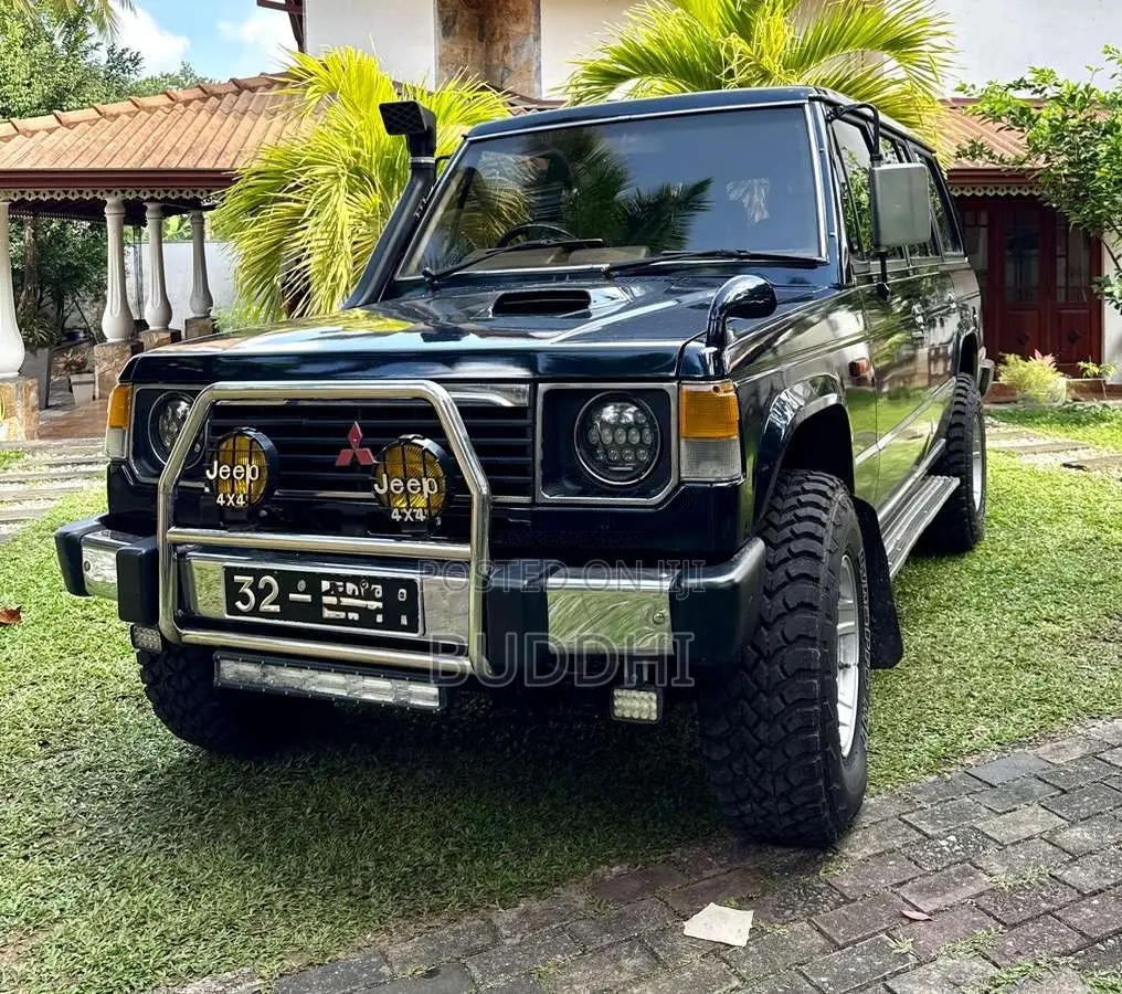Mitsubishi Pajero 1985 SUV (Used)