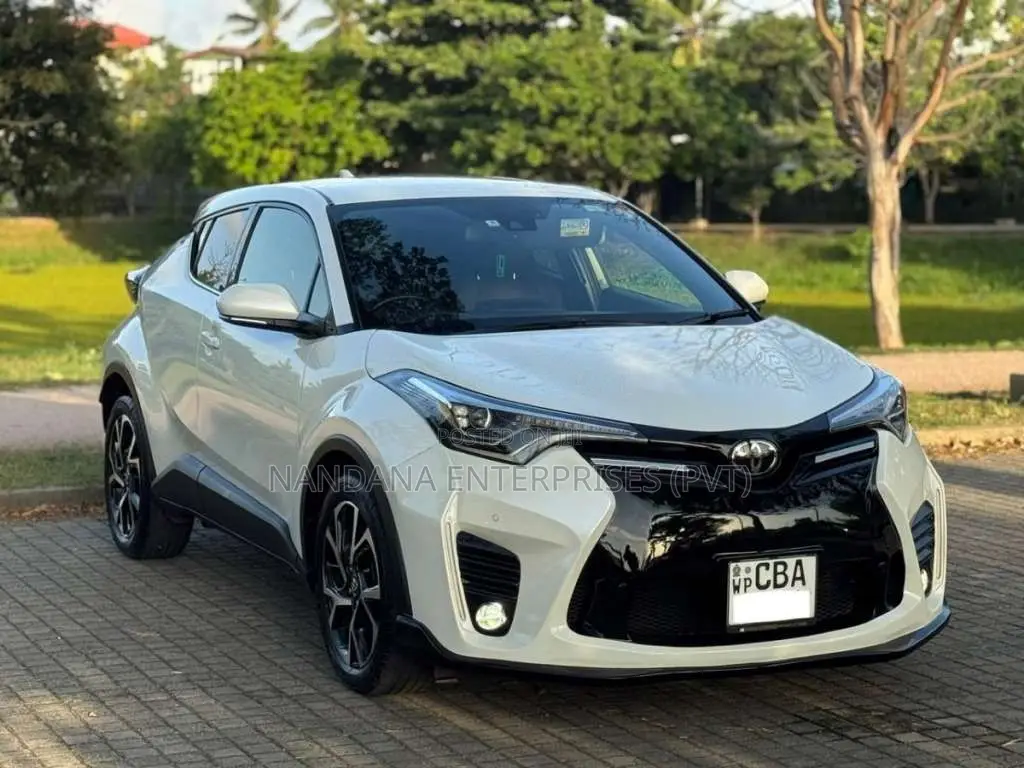 Toyota CHR 2017 SUV (Used)