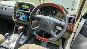 Mitsubishi Montero 2006 SUV (Used)
