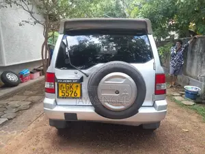 Mitsubishi Pajero IO 2000 SUV (Used)