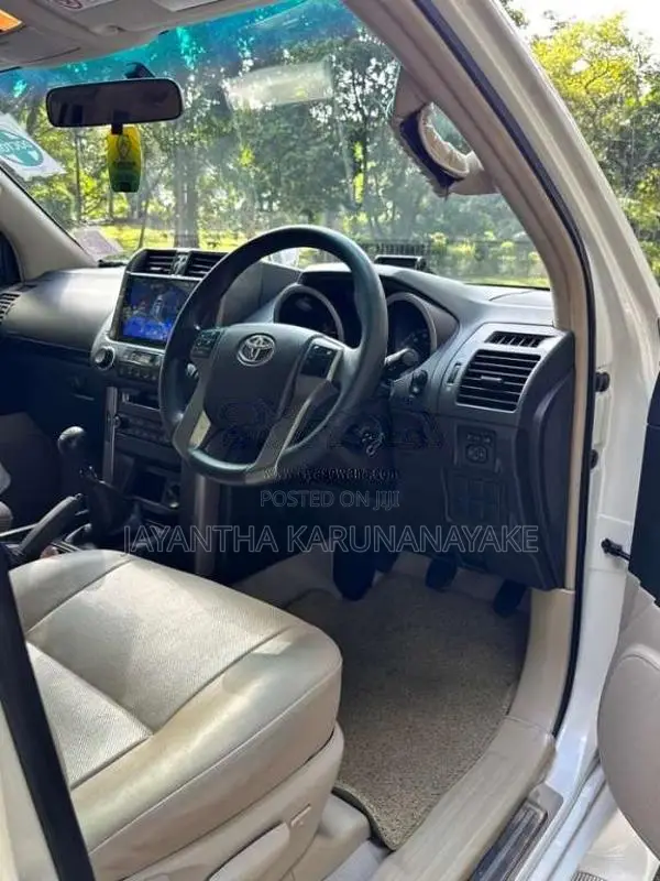 Toyota Land Cruiser Prado 150 2013 SUV (Used)