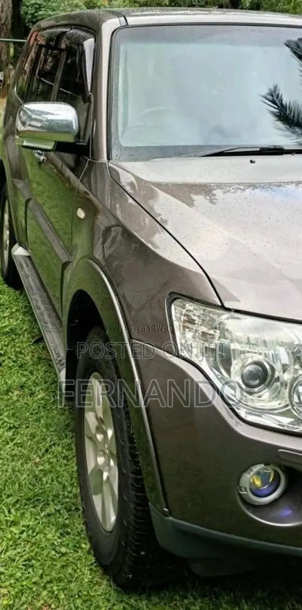 Mitsubishi Montero 2013 SUV (Used)