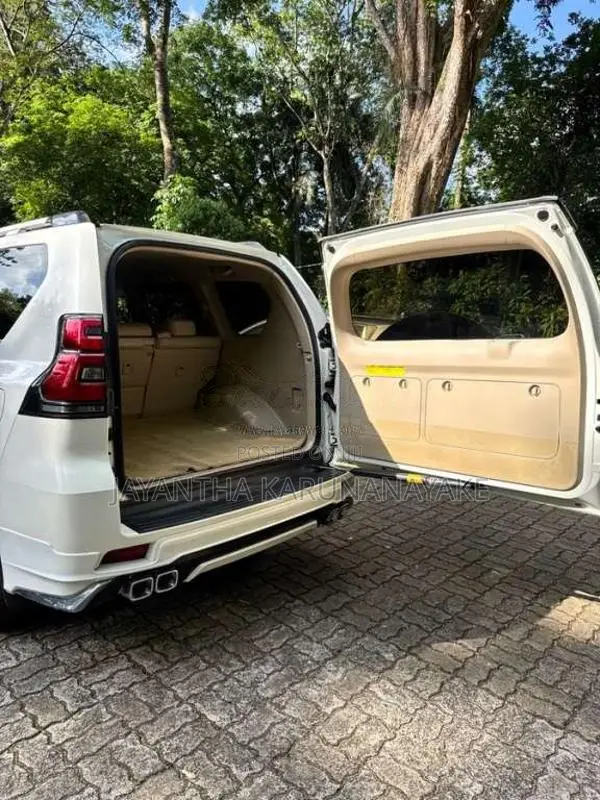 Toyota Land Cruiser Prado 150 2013 SUV (Used)