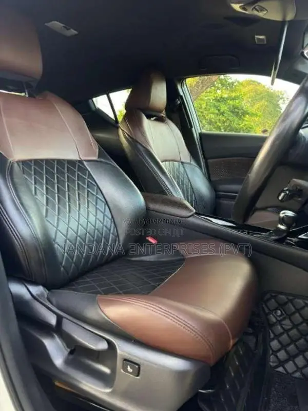 Toyota CHR 2017 SUV (Used)