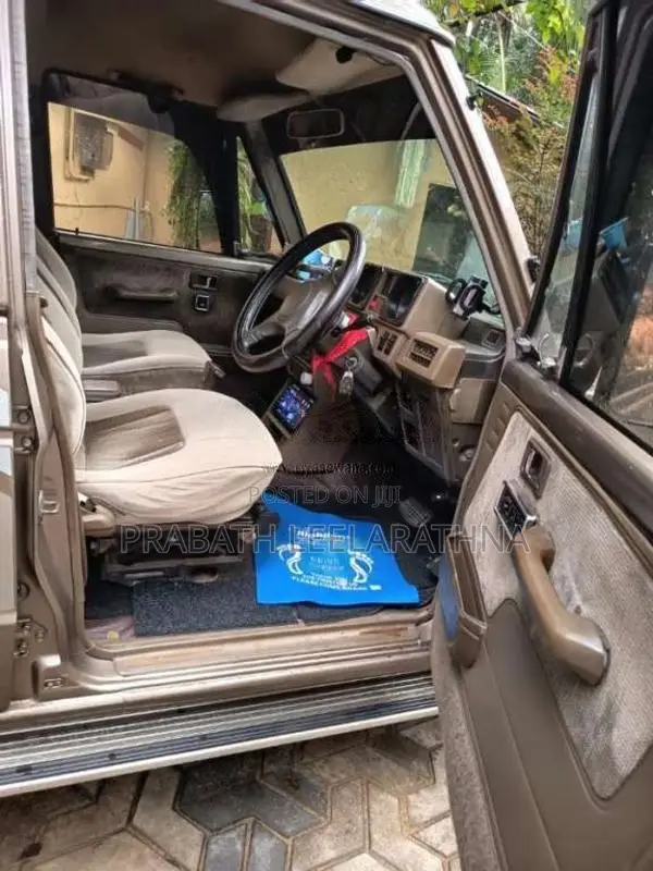 Mitsubishi Pajero 1989 SUV (Used)