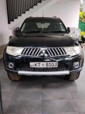 Mitsubishi Montero Sport 2012 SUV (Used)