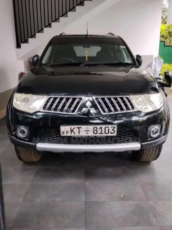 Mitsubishi Montero Sport 2012 SUV (Used)
