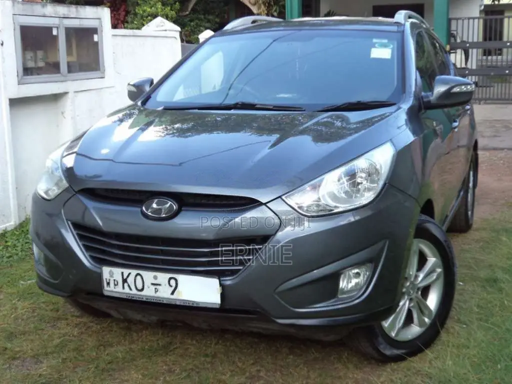 Hyundai Tucson 2011 SUV (Used)